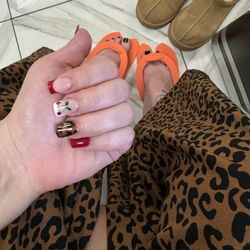 LT Royal Nails