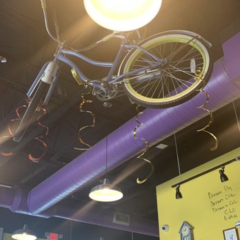 Squeeze In - Funky decor inside on the ceiling - American Near Me - Las Vegas, Nevada