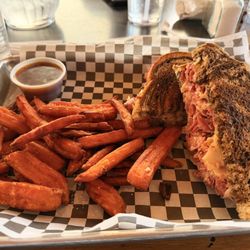 The Distillery Restaurant Mt. Hope - Rueben and sweet potato fries