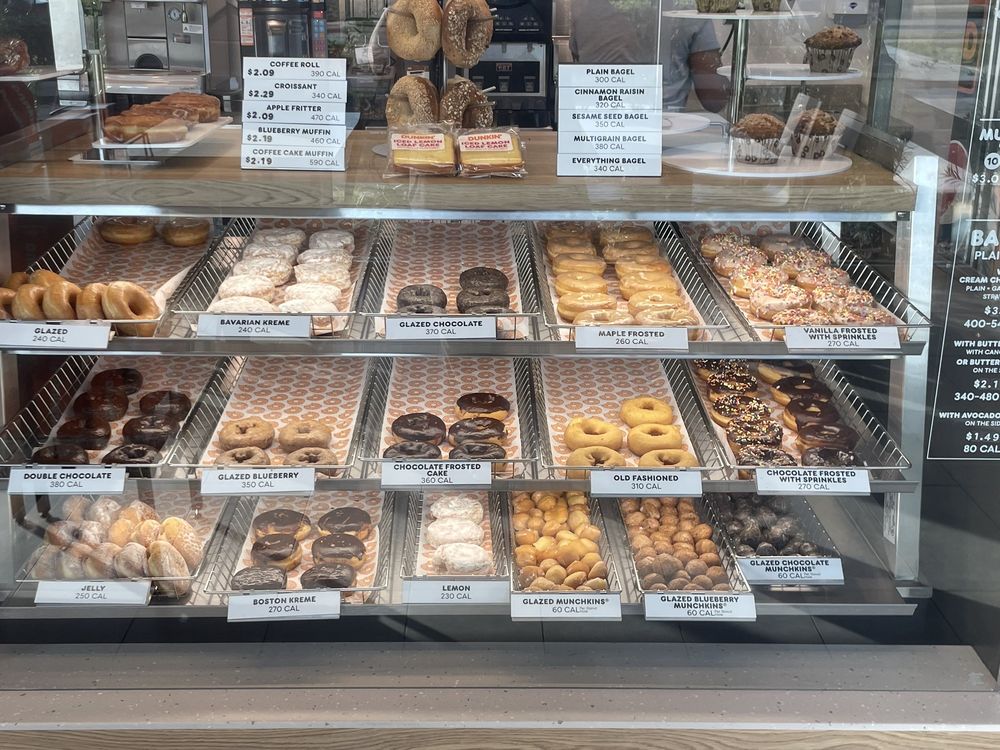 DUNKIN’ Updated November 2024 5590 N Powers Dr, Orlando, Florida