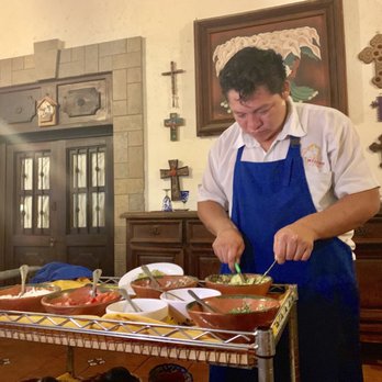 Casa Mission - Preparation of tableside guacamole - Seafood Near Me - Cozumel, ROO Casa Mission - Preparation of tableside guacamole - Seafood Near Me - Cozumel, ROO