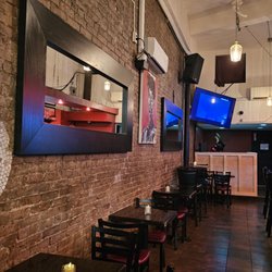 Eve's Lounge