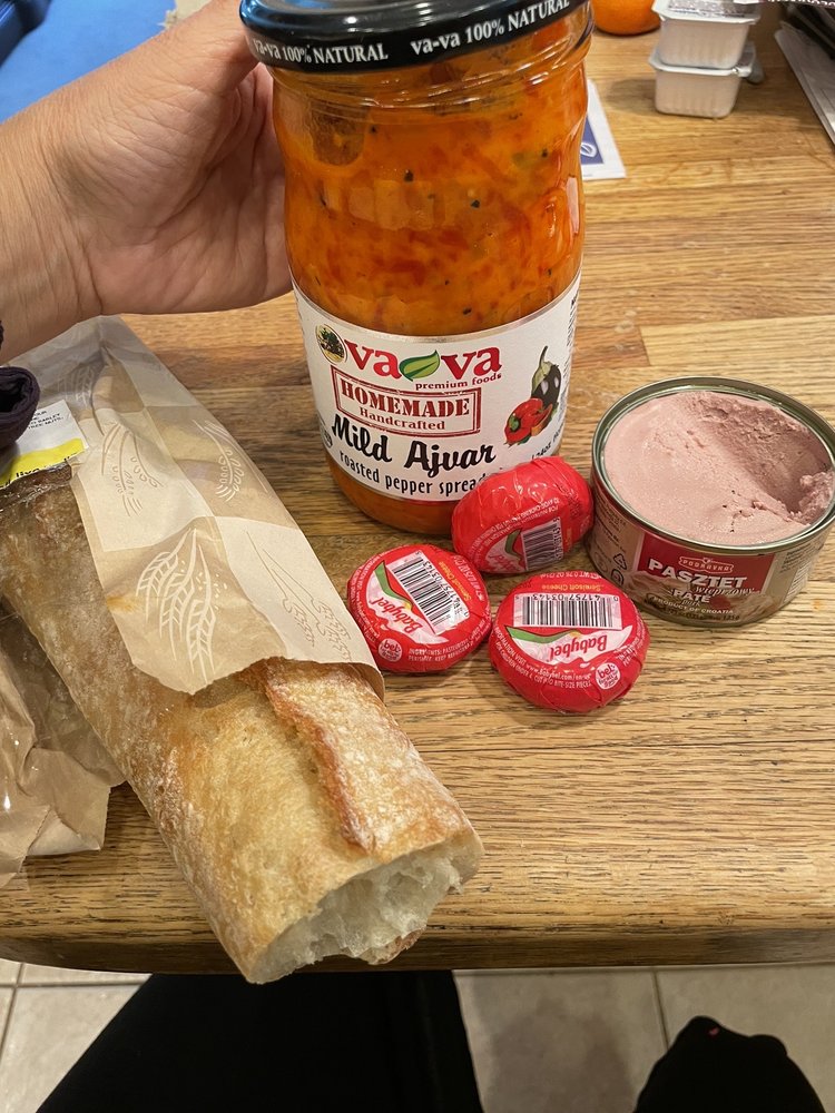 BENDE Updated September 2024 32 Photos & 22 Reviews 925 Corporate