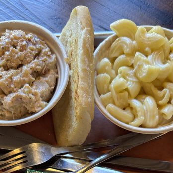 Silver Creek Barbeque - Left: Potato Salad. Middle: Garlic Bread (x1 piece). Right: Mac & Cheese. - Barbeque Near Me - San Jose, California Silver Creek Barbeque - Left: Potato Salad. Middle: Garlic Bread (x1 piece). Right: Mac & Cheese. - Barbeque Near Me - San Jose, California