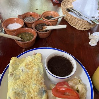 La Cueva del Chango - Eggs with Chaya, mushrooms, spinach etc - Eastern Mexican Near Me - Playa del Carmen, ROO