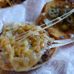 Sombrero Burger (single patty) - a mouthful of spiciness Sombrero Burger (single patty) - a mouthful of spiciness