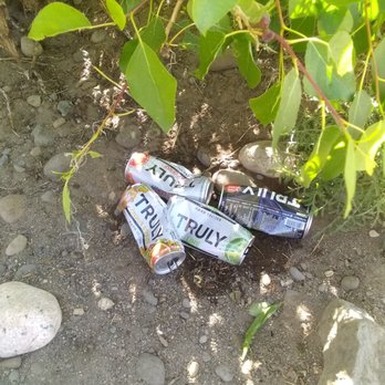 Mayberry Park - Remember folks, when coming to enjoy the river don't leave trash behind like this! Pack it in, pack it out!! It's not that hard! - Parks Near Me - Reno, Nevada
