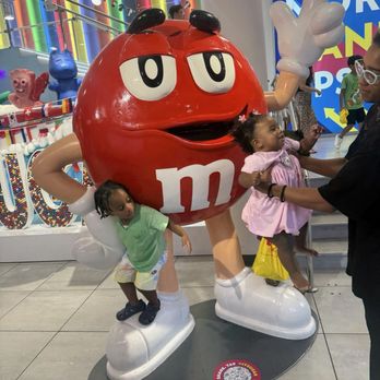 It'Sugar - Candy Stores Near Me - Miami, Florida It'Sugar - Candy Stores Near Me - Miami, Florida