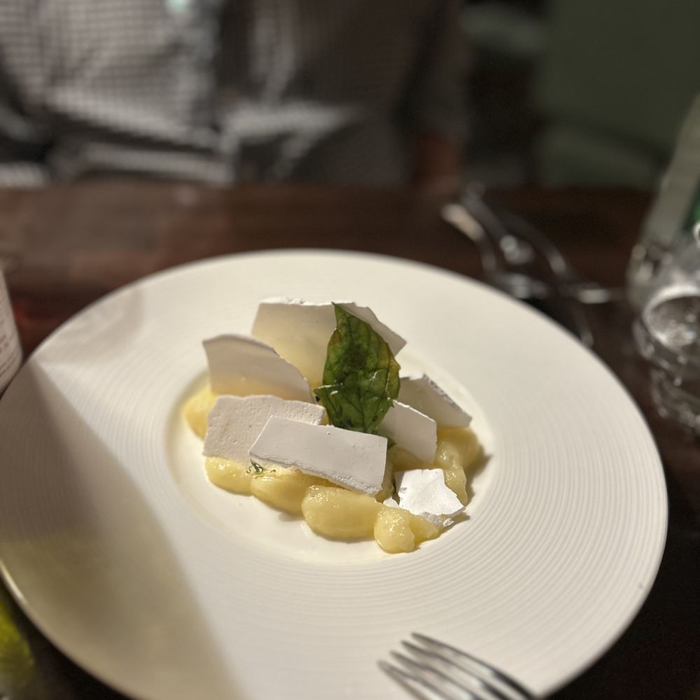 Le Coupe-Chou - Lemon custard - French Near Me - Paris, 75 Le Coupe-Chou - Lemon custard - French Near Me - Paris, 75
