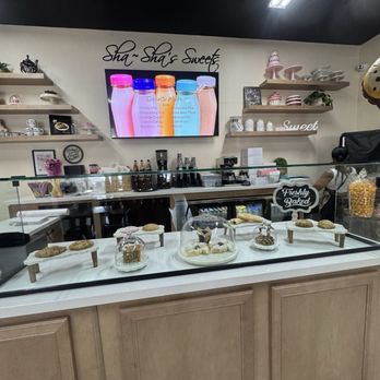 Sha-Sha's Sweets - Fresh baked - Desserts Near Me - Manteca, California Sha-Sha's Sweets - Fresh baked - Desserts Near Me - Manteca, California