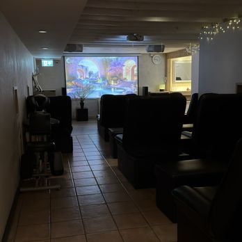 Hastings Spa Reflexology Sauna - Massage Near Me - Vancouver, British Columbia Hastings Spa Reflexology Sauna - Massage Near Me - Vancouver, British Columbia