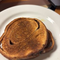 The 520 Cafe - Cinnamon toast crunch