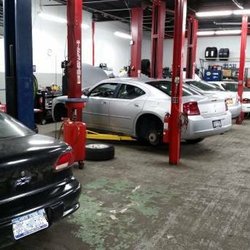 Howell's Auto Repair - This is their workshop, clean, well lit and uncluttered.