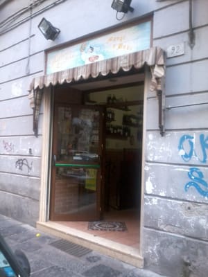 Mangi & Bevi by null