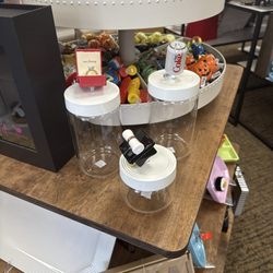 Rachael's Hallmark Shop