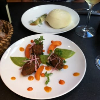 Roca - Veal Tatare with mashed potatoes and falafel, both were excellent - French Near Me - Paris, 75