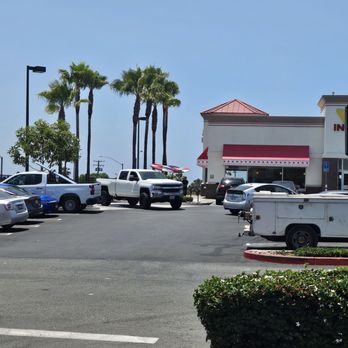 In-N-Out Burger - The Signature Palm Trees - Fast Food Near Me - Signal Hill, California In-N-Out Burger - The Signature Palm Trees - Fast Food Near Me - Signal Hill, California