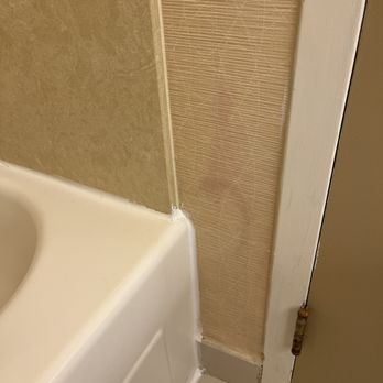DoubleTree by Hilton Hotel Boston North Shore - Dirty bathroom wall - Hotels Near Me - Danvers, Massachusetts DoubleTree by Hilton Hotel Boston North Shore - Dirty bathroom wall - Hotels Near Me - Danvers, Massachusetts