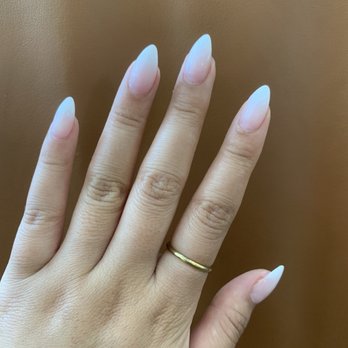 Lexi Nails - Nail Salons Near Me - Brookfield, Wisconsin
