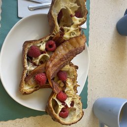Raspberry popover with bacon