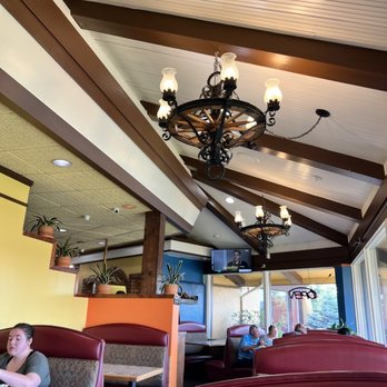Guadalajara - Inside - Mexican Near Me - Castle Rock, Colorado