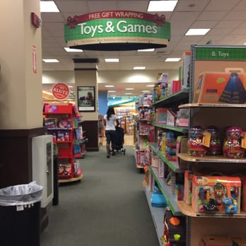 Barnes and Noble - Bookstores Near Me - Brooklyn, New York