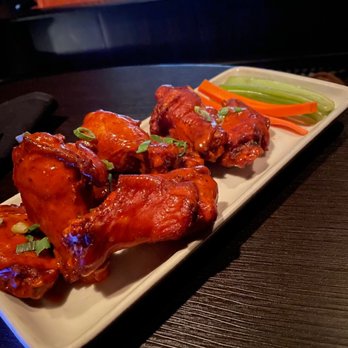 IPIC Fairview - Chicken Wings - Cinema Near Me - Fairview, Texas