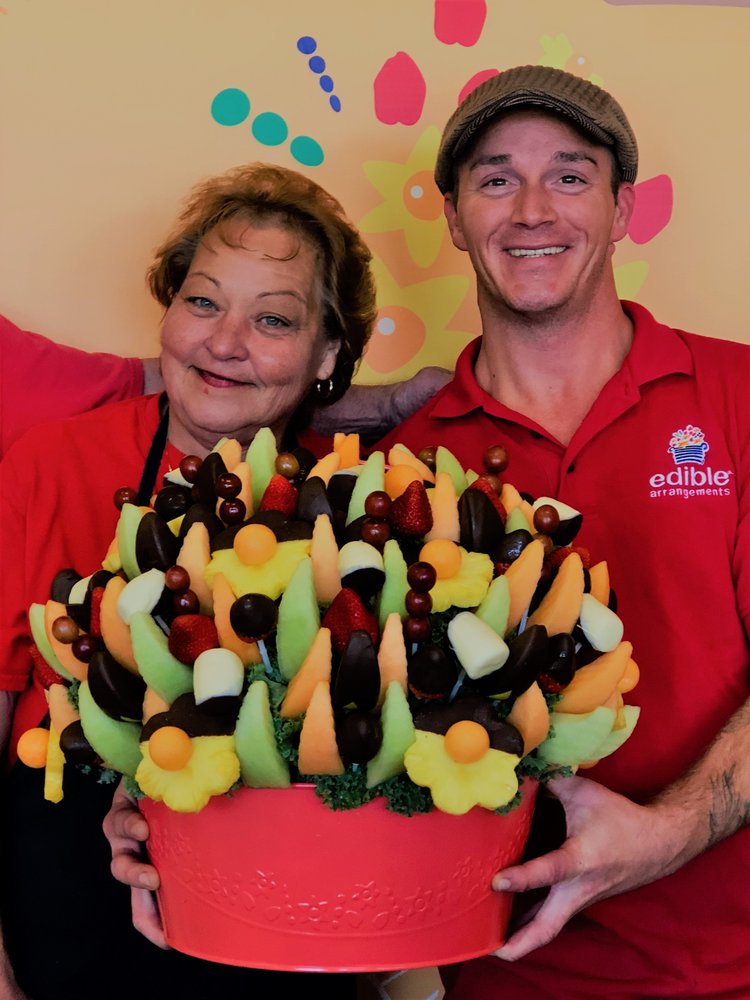 EDIBLE ARRANGEMENTS Updated September 2024 15 Photos 4165