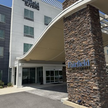 Fairfield by Marriott Inn & Suites Knoxville Clinton - Drop off hotel view - Hotels Near Me - Clinton, Tennessee Fairfield by Marriott Inn & Suites Knoxville Clinton - Drop off hotel view - Hotels Near Me - Clinton, Tennessee
