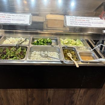 99 Chicken - Salad bar/inside - Korean Near Me - Santa Clara, California