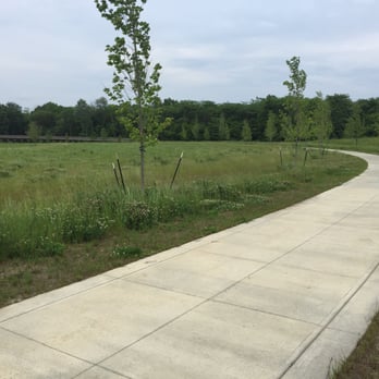 Flat Fork Creek Park - Hiking Near Me - Fortville, Indiana
