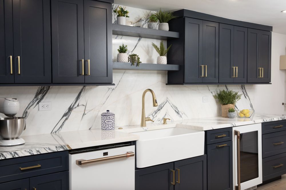 Slide of Everlast Construction