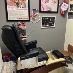 Excellent Nails - Pedicure chair