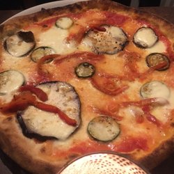Pizzeria Amici - Veggie pizza