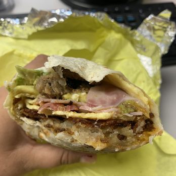 V's Grill - Canelo burrito - Food Trucks Near Me - Van Nuys, California