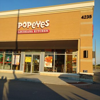 Popeye's Louisiana Kitchen - the front of popeye's louisiana kitchen - Fast Food Near Me - Ottawa, Ontario
