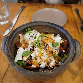 Claro - Chilaquiles rojos - Mexican Near Me - Brooklyn, New York