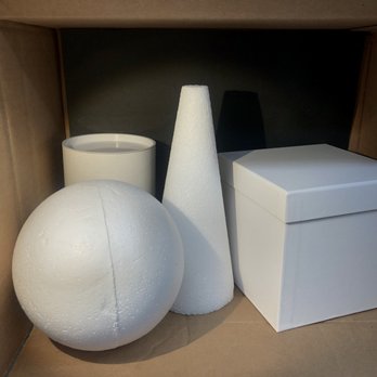 Art Barn Studio - Basic forms still life set up - Art Classes Near Me - Hanover, Massachusetts Art Barn Studio - Basic forms still life set up - Art Classes Near Me - Hanover, Massachusetts