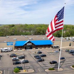 Camping World - Lakeville