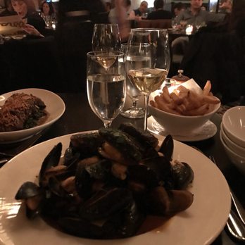 Marseille - A mountain of mussel! - French Near Me - New York, New York Marseille - A mountain of mussel! - French Near Me - New York, New York