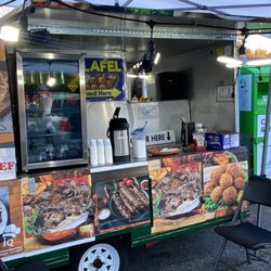 Iraqi Chef - What the food cart looks like