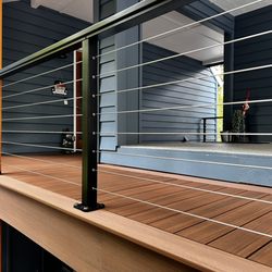 Woodstone Structures - Composite deck with Woodstone Cable railing