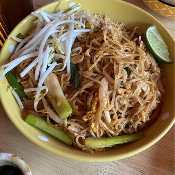 Fish sauce - Pad Thai - Thai Near Me - New York, New York Fish sauce - Pad Thai - Thai Near Me - New York, New York