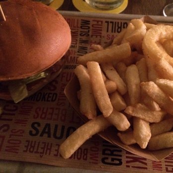 Frog Hop House - Cheeseburger - Pubs Near Me - Paris, 75