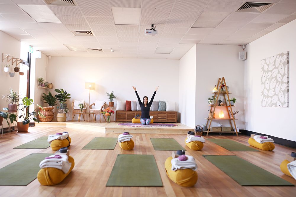 TURNING POINT YOGA Online studio and LIVE classes, Adelaide South