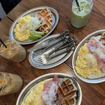 Frame - Coffee & Tea Near Me - New York, New York
