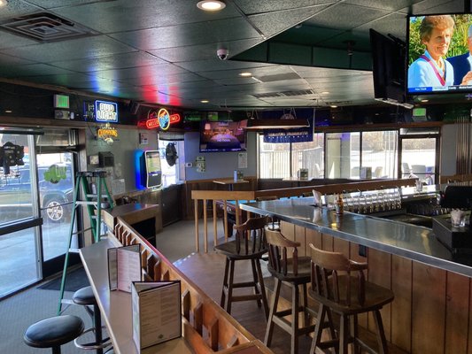 Greenfields Pool & Sports Bar by null