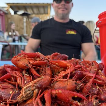 Barge 295 - 5lbs of crawfish - Gastropubs Near Me - Seabrook, Texas Barge 295 - 5lbs of crawfish - Gastropubs Near Me - Seabrook, Texas