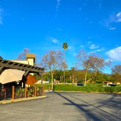 Ranch Side Cafe - Can you beat this setting? This is Lakeview Terrace, folks. Gorgeous.