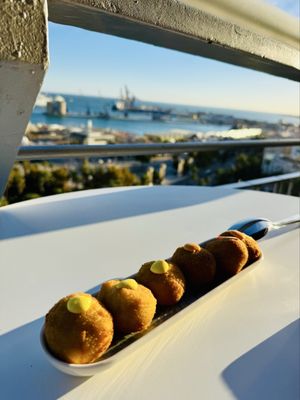 AC Hotel Malaga Palacio by null